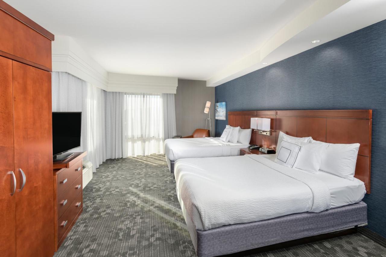 Courtyard By Marriott San Diego Oceanside Esterno foto