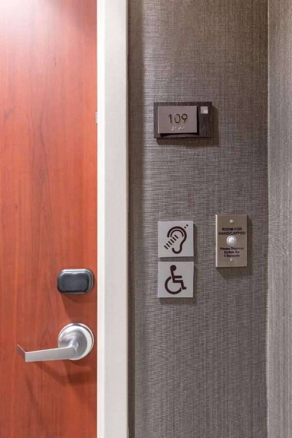 Courtyard By Marriott San Diego Oceanside Esterno foto