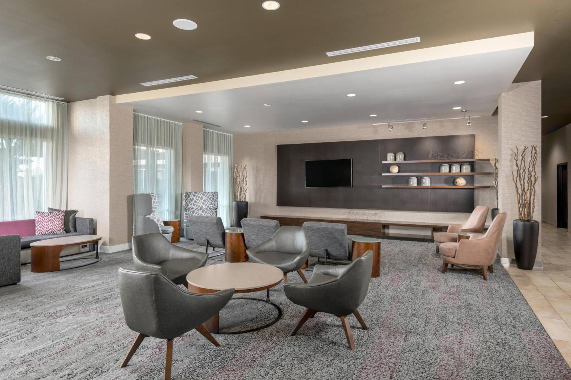 Courtyard By Marriott San Diego Oceanside Esterno foto
