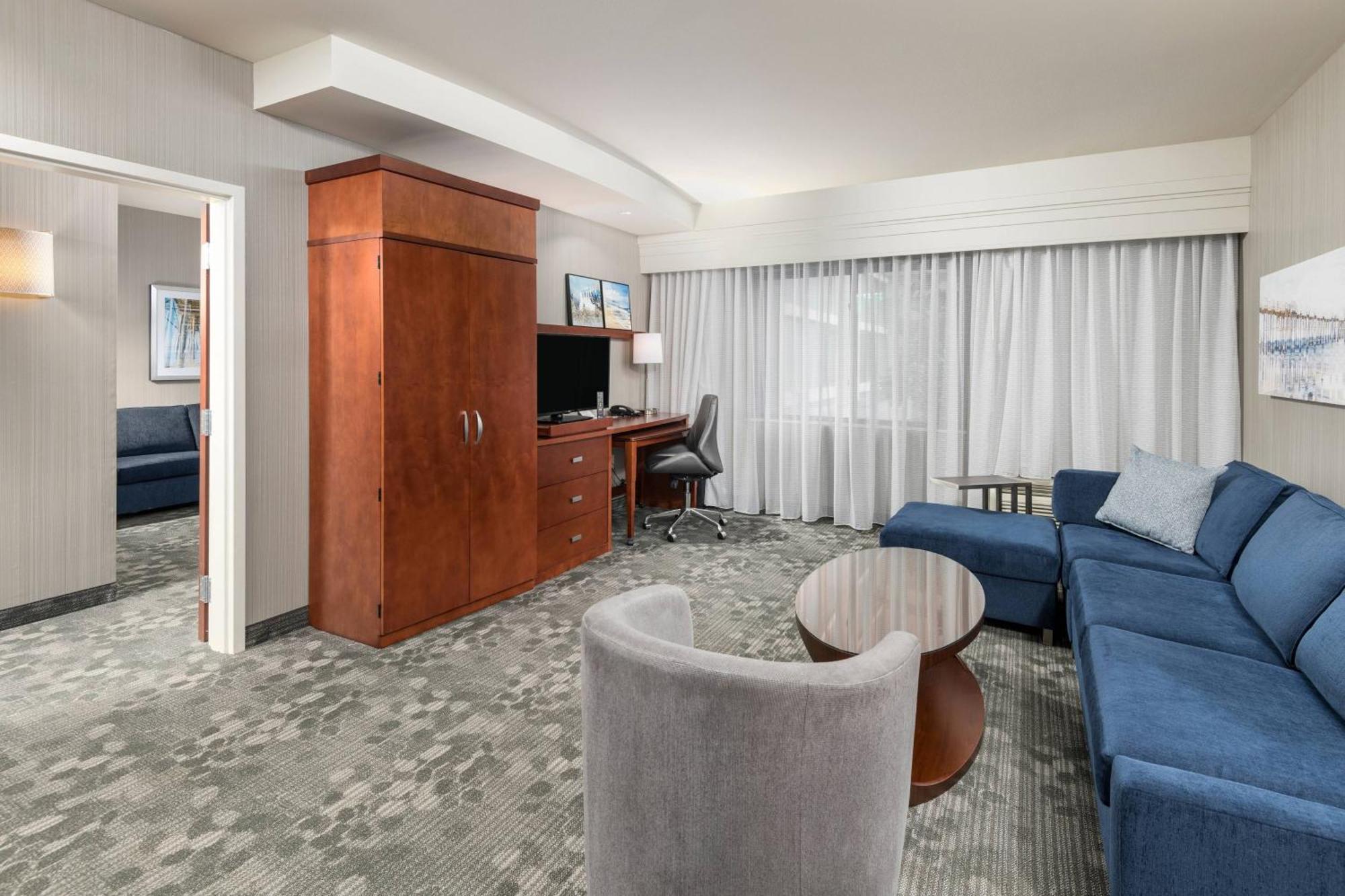 Courtyard By Marriott San Diego Oceanside Esterno foto