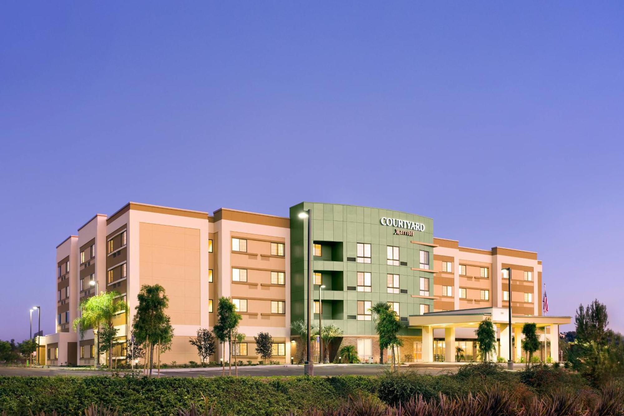 Courtyard By Marriott San Diego Oceanside Esterno foto