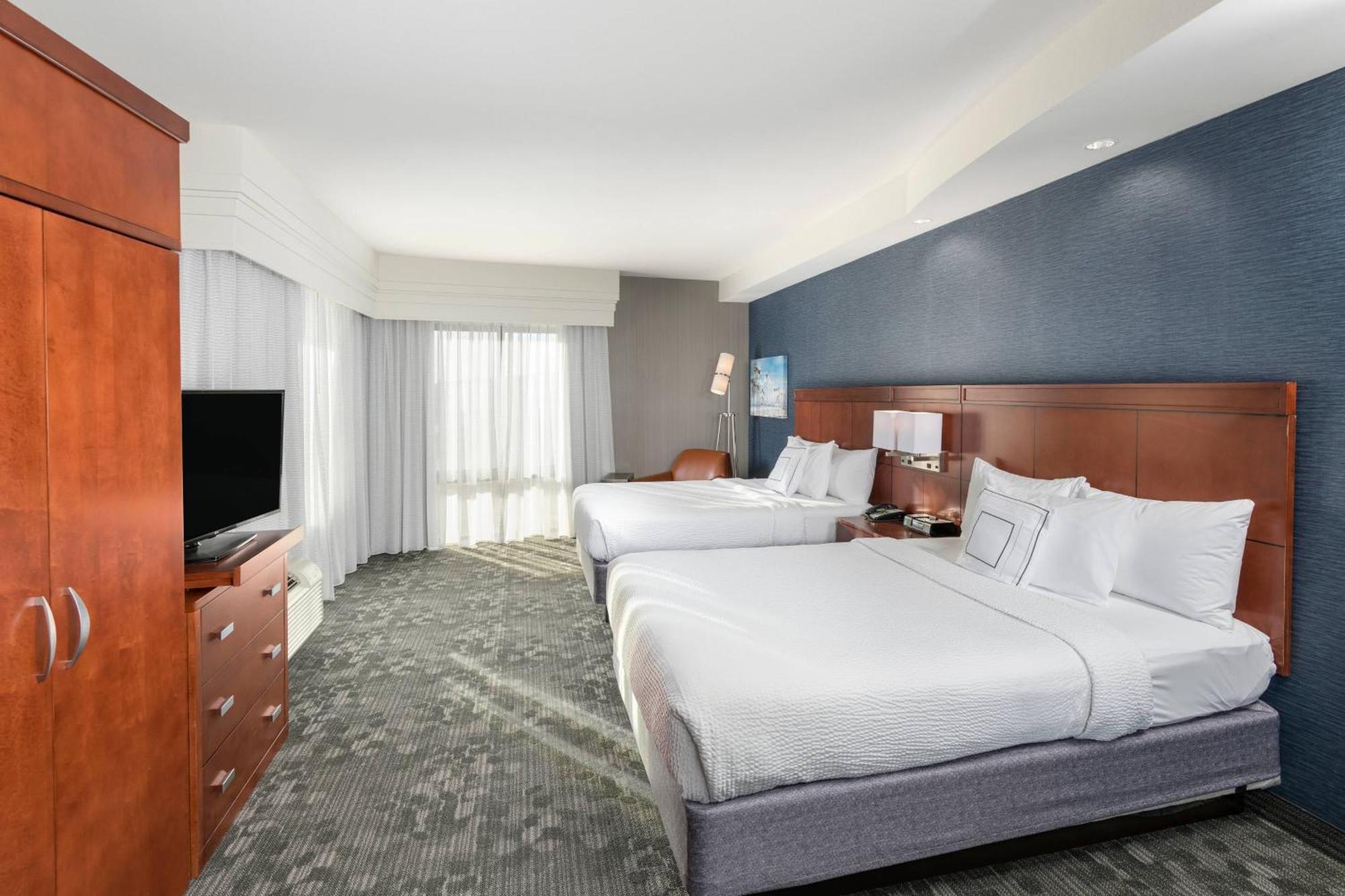 Courtyard By Marriott San Diego Oceanside Esterno foto