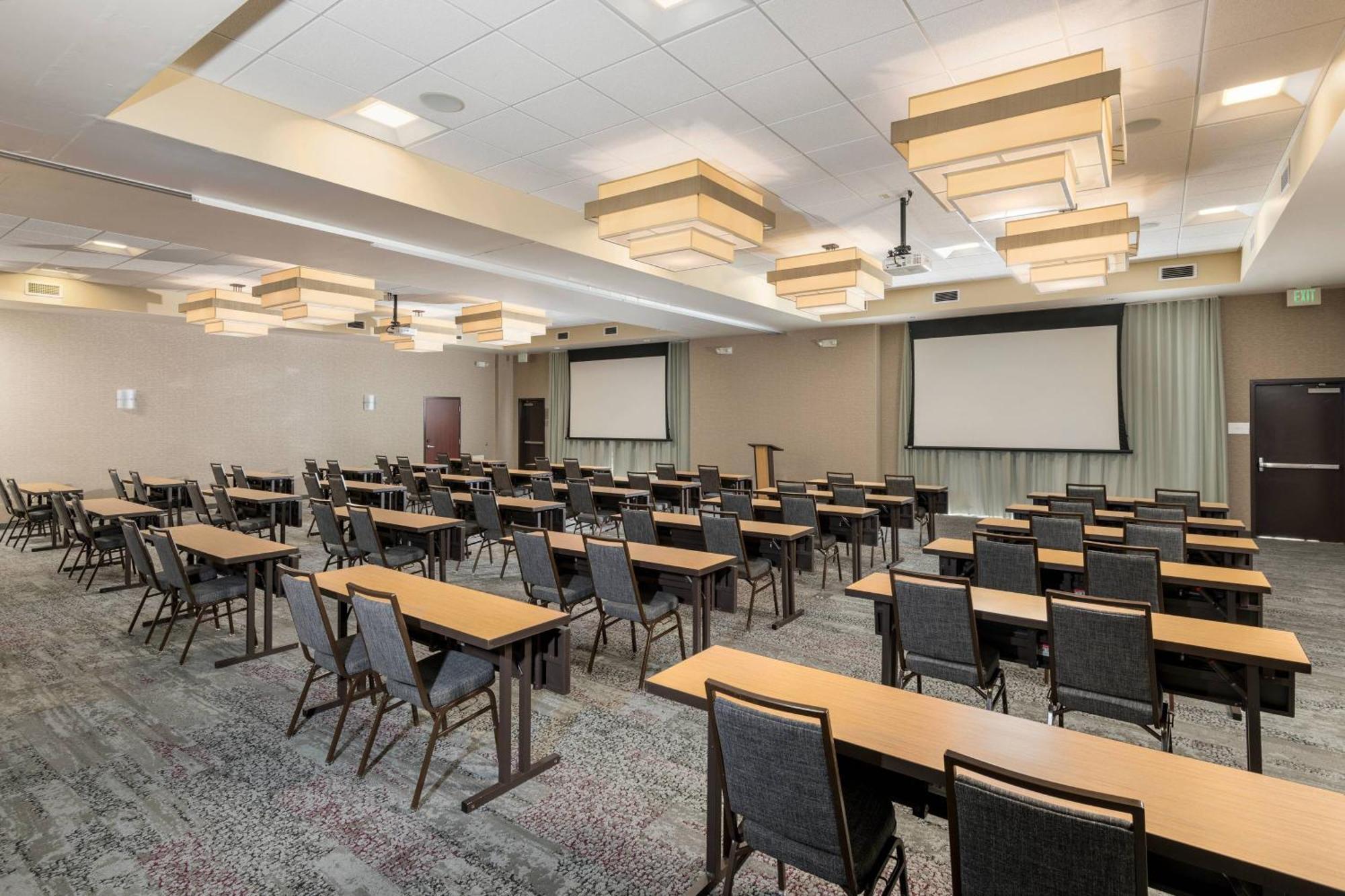 Courtyard By Marriott San Diego Oceanside Esterno foto